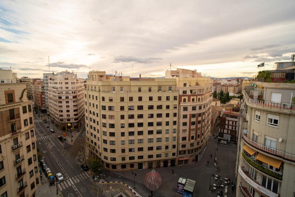 Апартаменты Increible Atico Con Terraza En El Centro De Валенсия Экстерьер фото